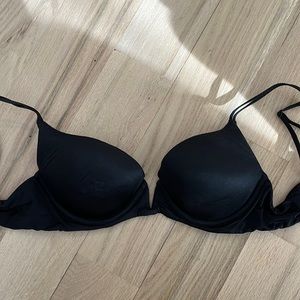 Victoria’s Secret Very Sexy Push-Up Black Bra